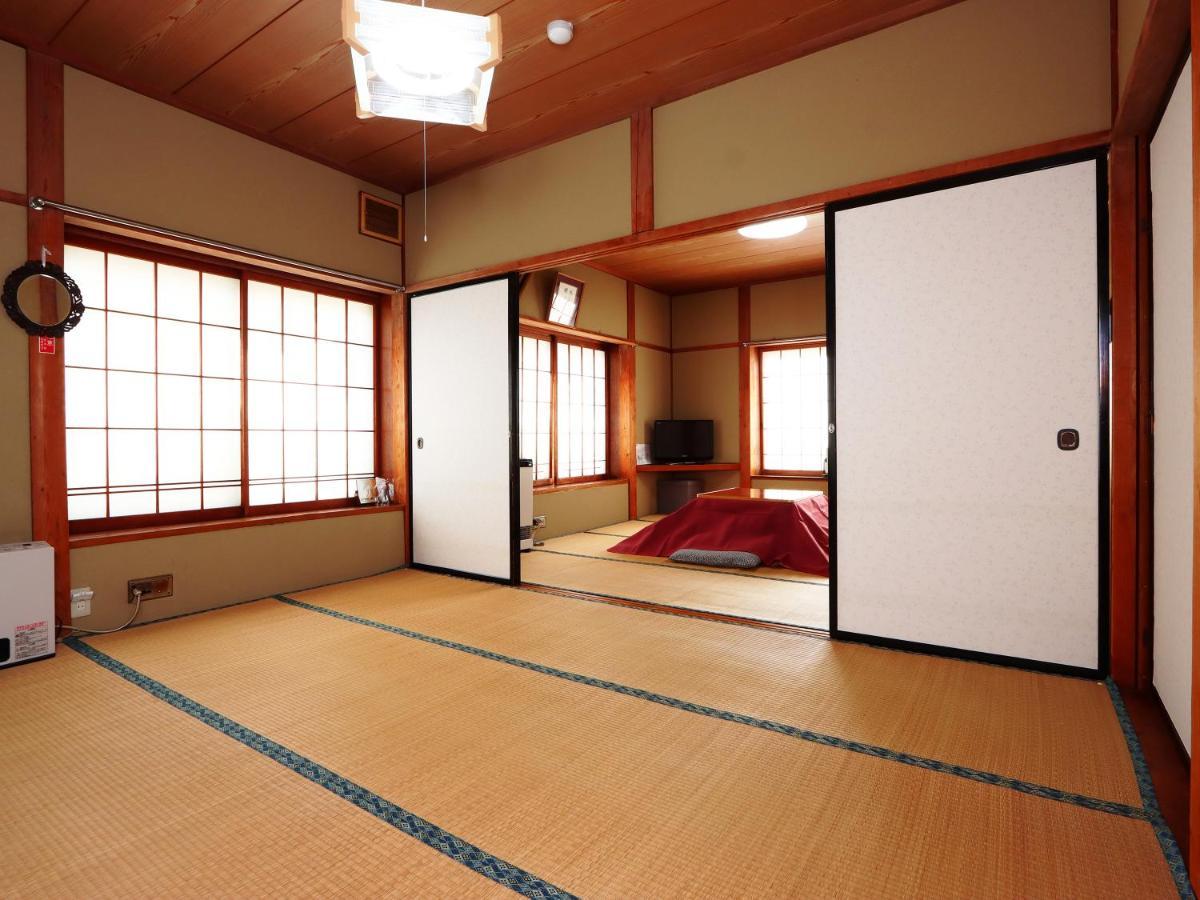 Minshuku Kojima Hotel Nozawaonsen Bagian luar foto