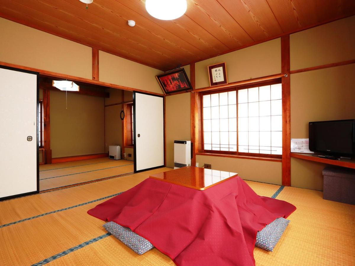 Minshuku Kojima Hotel Nozawaonsen Bagian luar foto