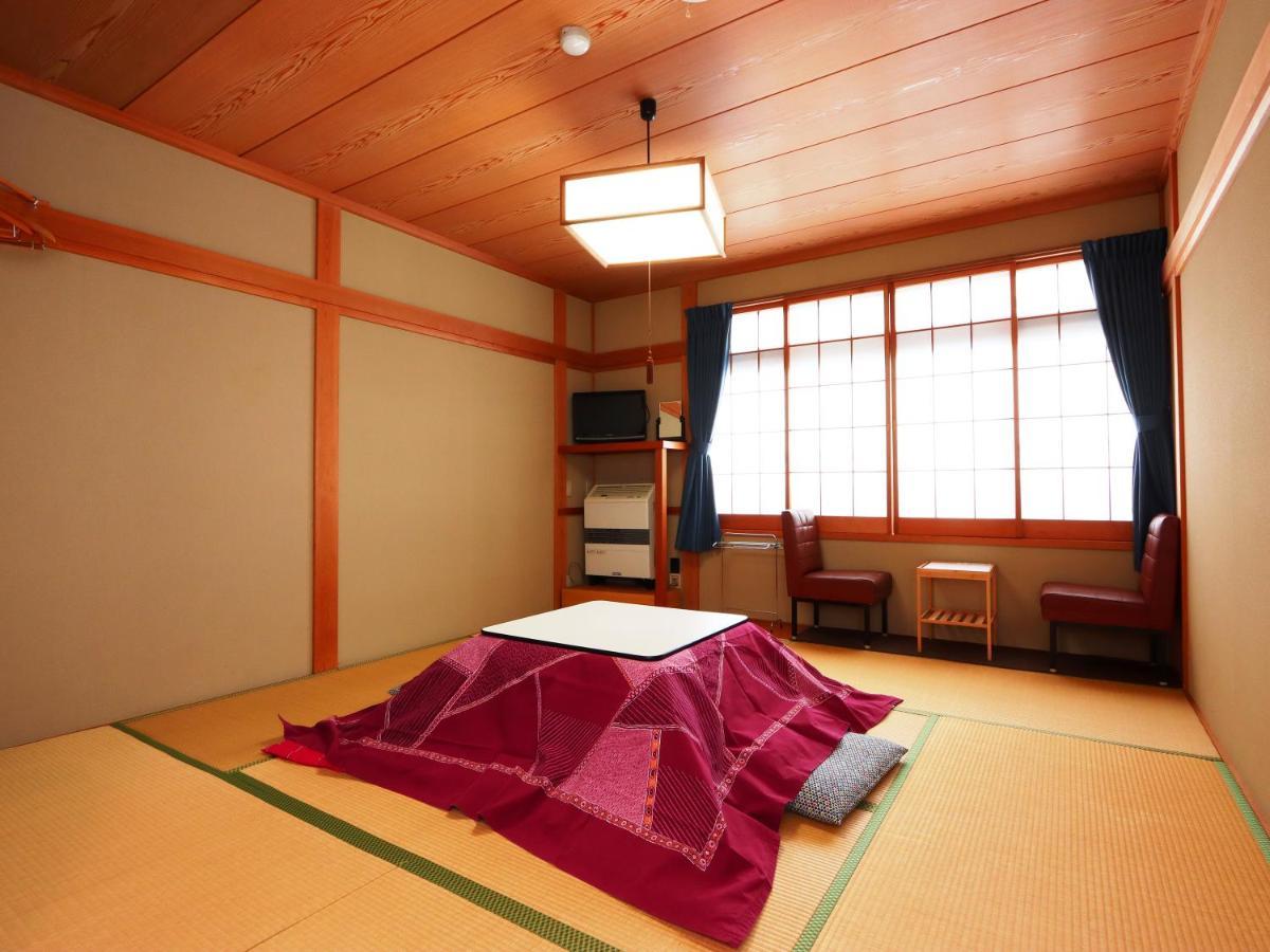 Minshuku Kojima Hotel Nozawaonsen Bagian luar foto