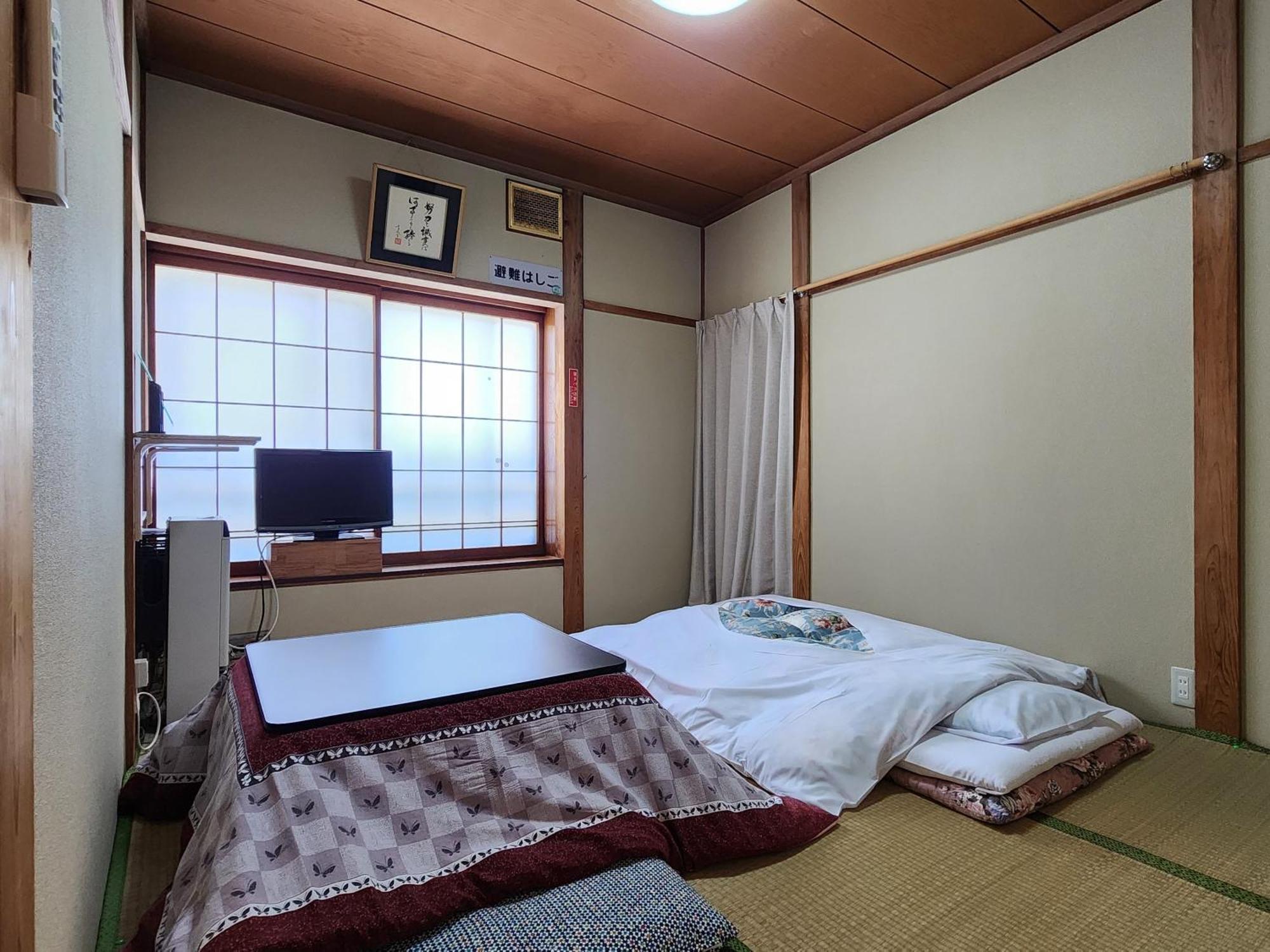 Minshuku Kojima Hotel Nozawaonsen Bagian luar foto