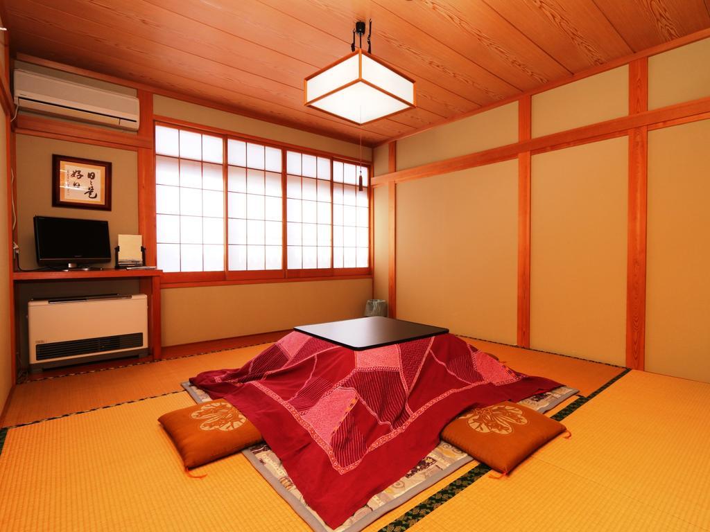 Minshuku Kojima Hotel Nozawaonsen Bagian luar foto