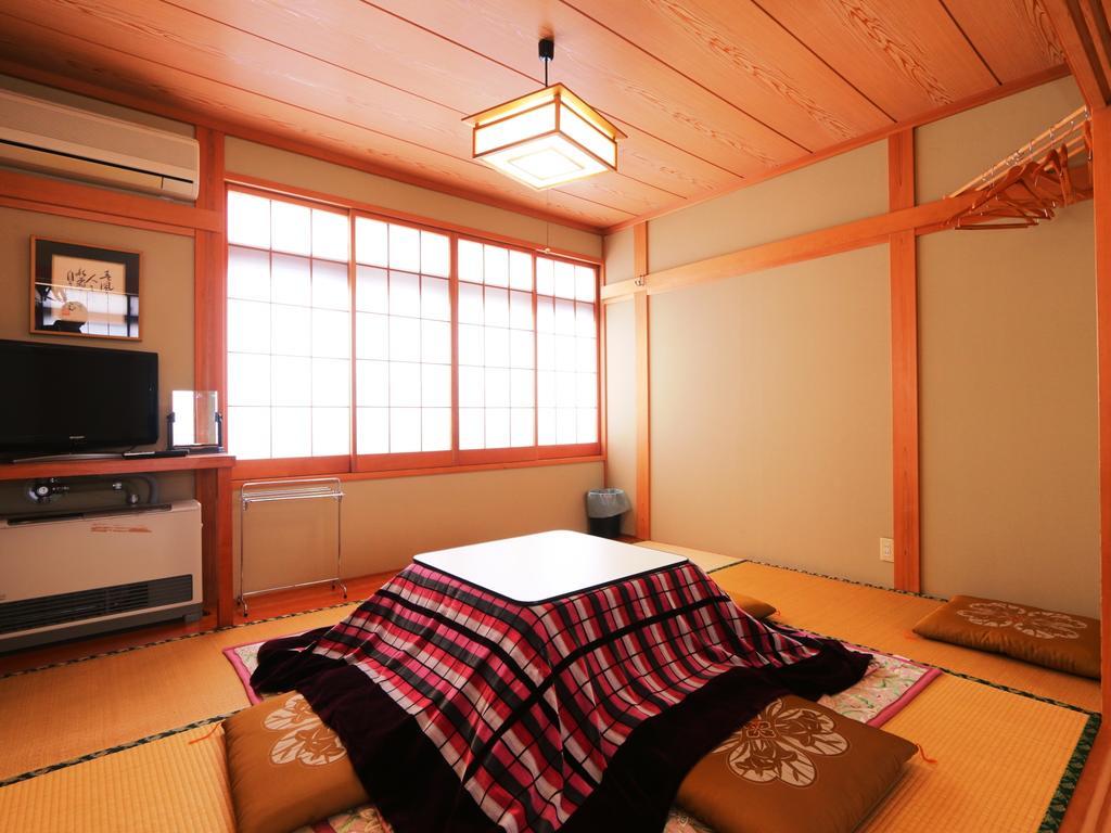 Minshuku Kojima Hotel Nozawaonsen Bagian luar foto