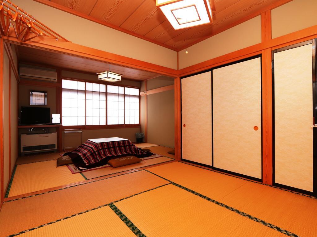 Minshuku Kojima Hotel Nozawaonsen Bagian luar foto
