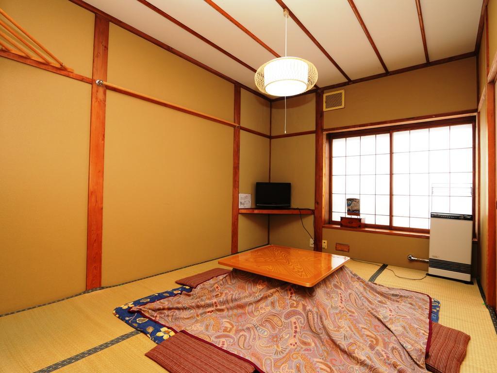 Minshuku Kojima Hotel Nozawaonsen Bagian luar foto